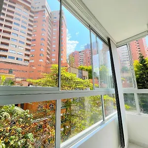 amoblados-modernos-y-centrales-apartment.colombiamedellinhotels.com/