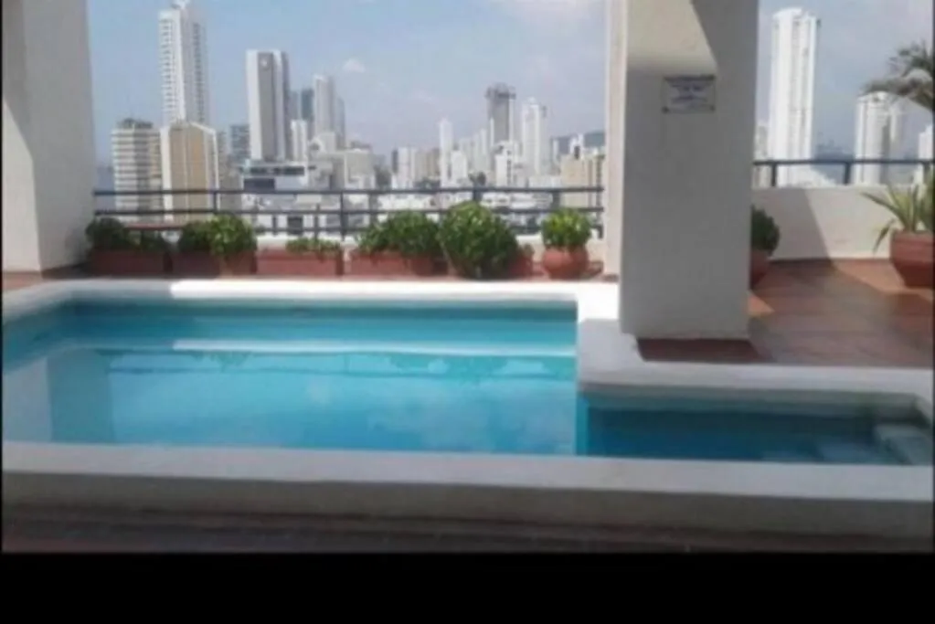 Amazing 3Br Penthouse, Full Kitchen, Pool, Bar, Dedicated Workspace Cartagena