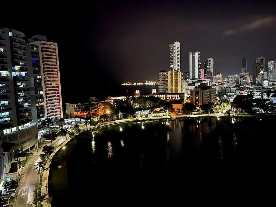 Amazing 3Br Penthouse, Full Kitchen, Pool, Bar, Dedicated Workspace Cartagena Apartment